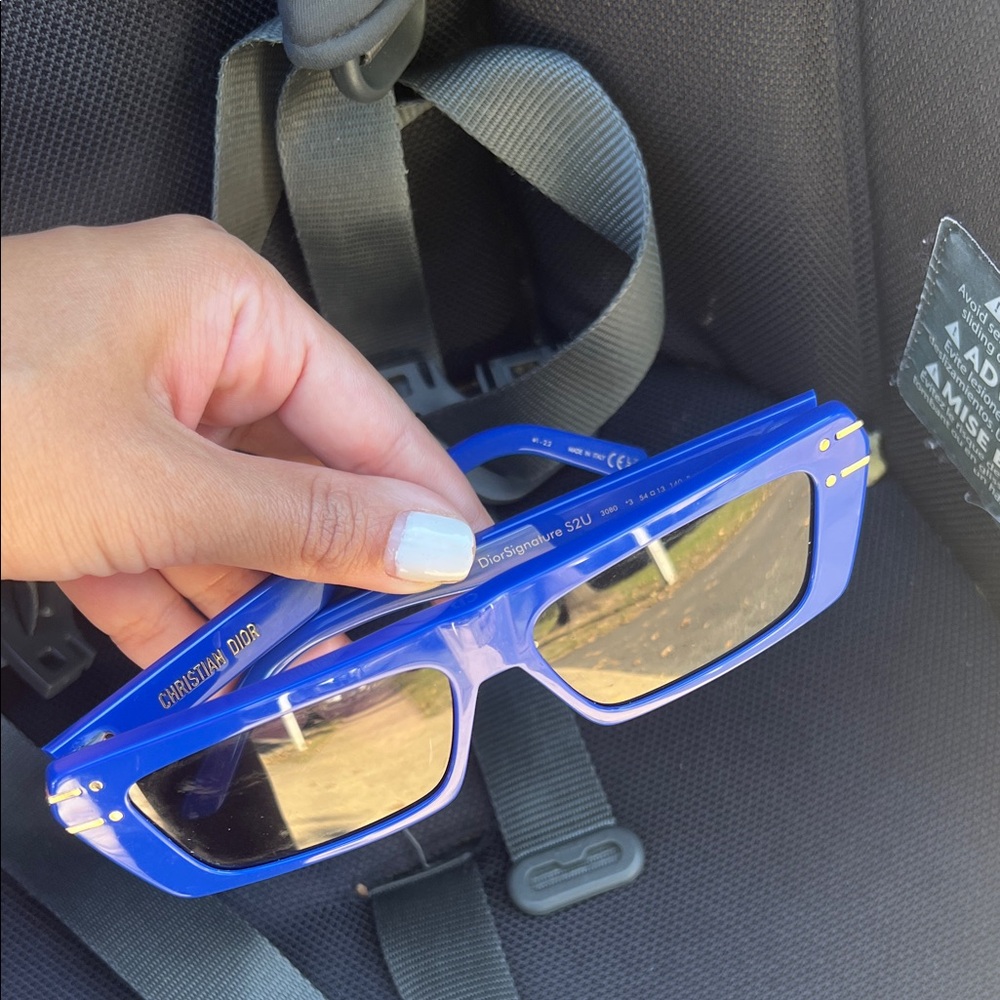 Dior Vibrant Blue Smart Glasses
